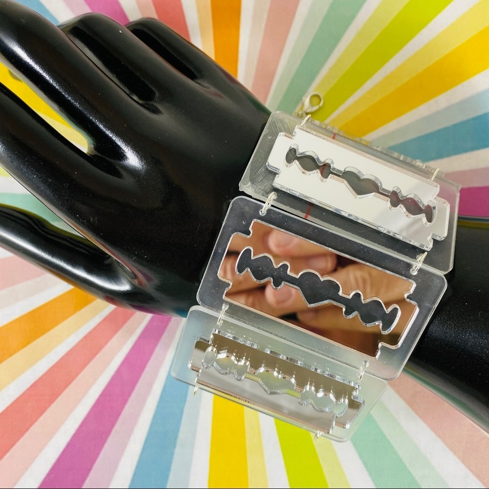 Killer faux razor blade in acrylic bracelet WOW
